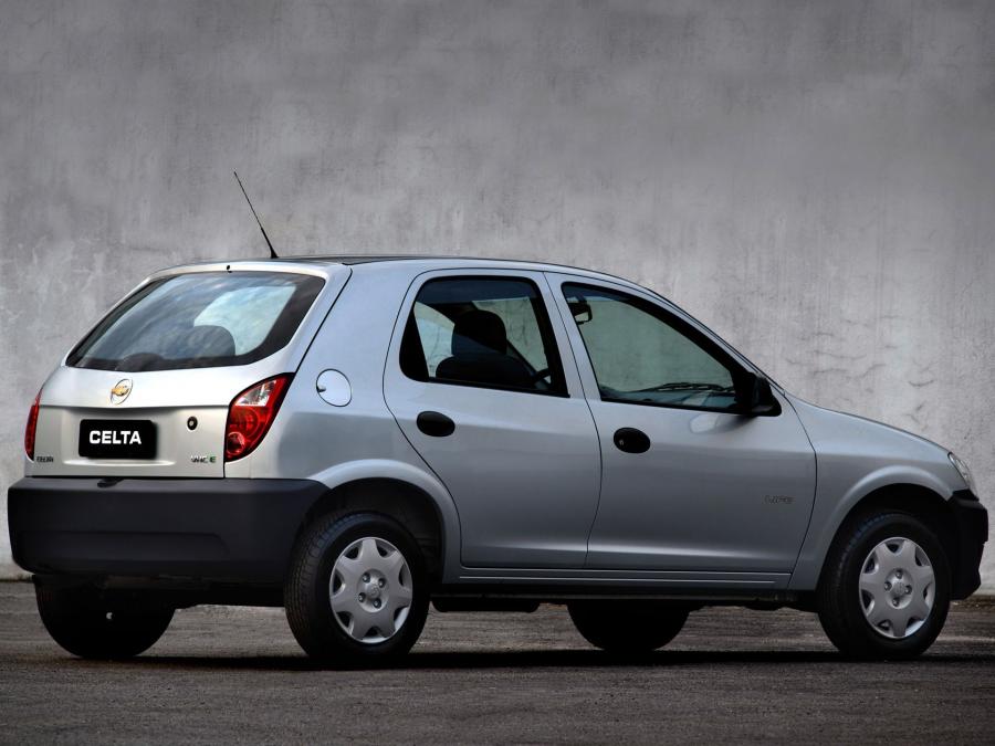  Chevrolet Celta 5-Door 2006 года  (фото 4 из 12)